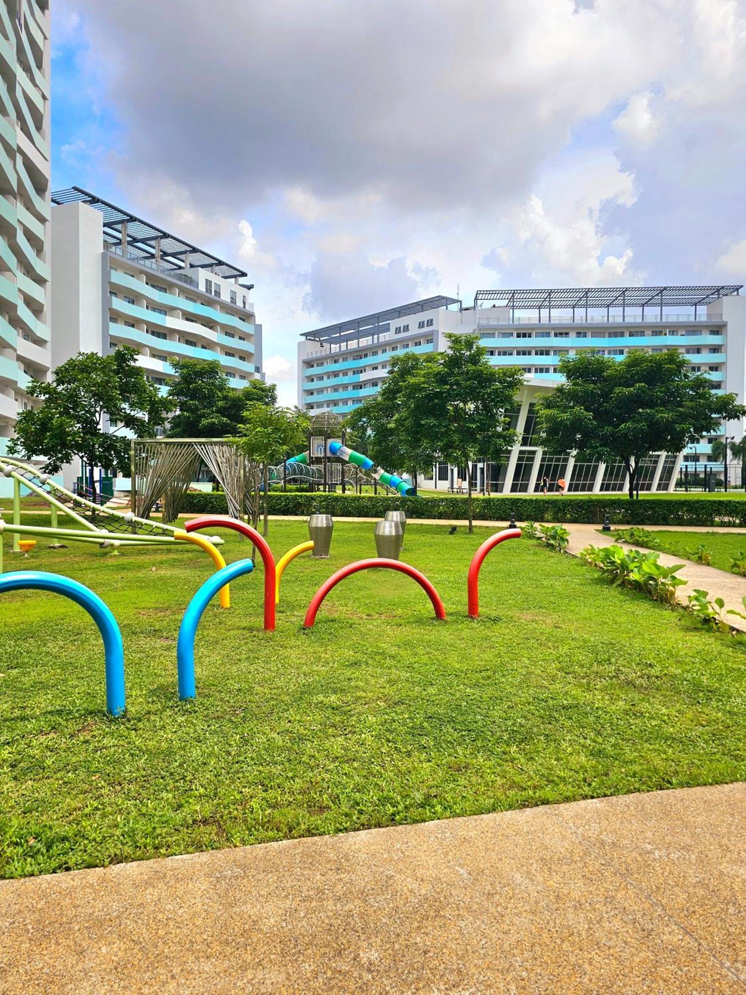 Acellyne'S Suites At The Residences At Commonwealth By Century Quezón by Eksteriør bilde