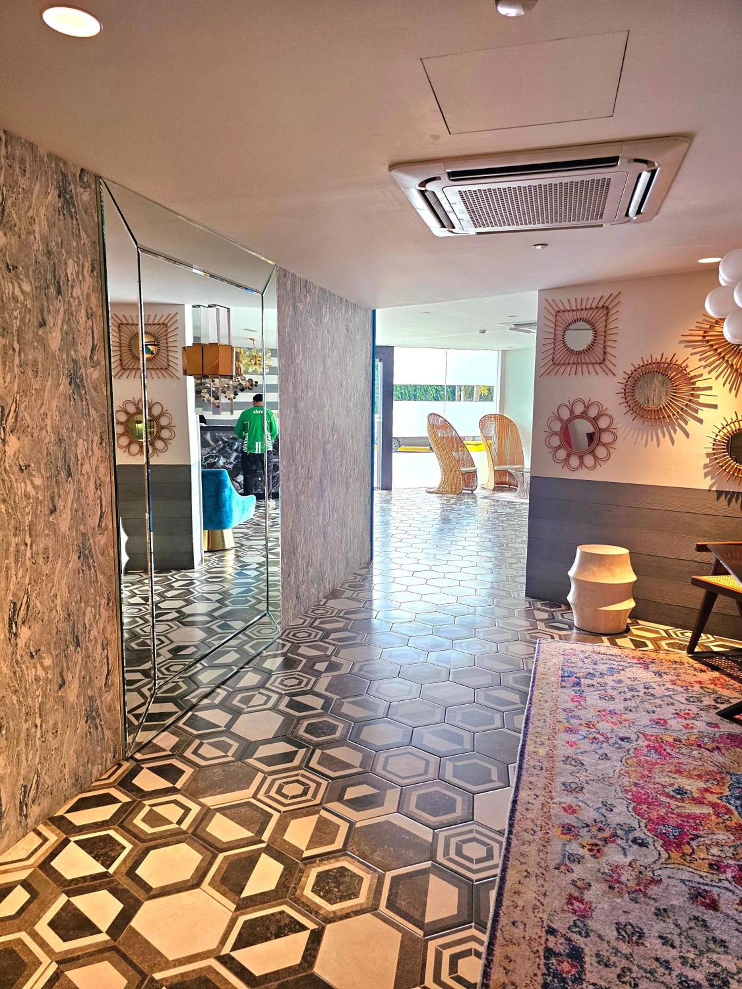 Acellyne'S Suites At The Residences At Commonwealth By Century Quezón by Eksteriør bilde