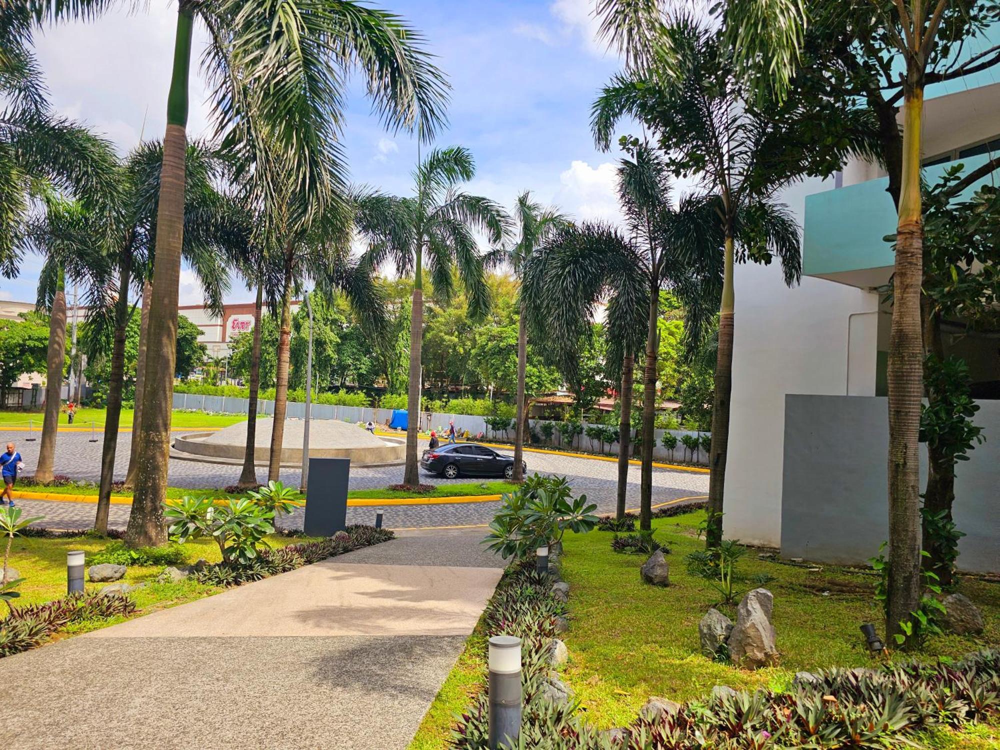Acellyne'S Suites At The Residences At Commonwealth By Century Quezón by Eksteriør bilde